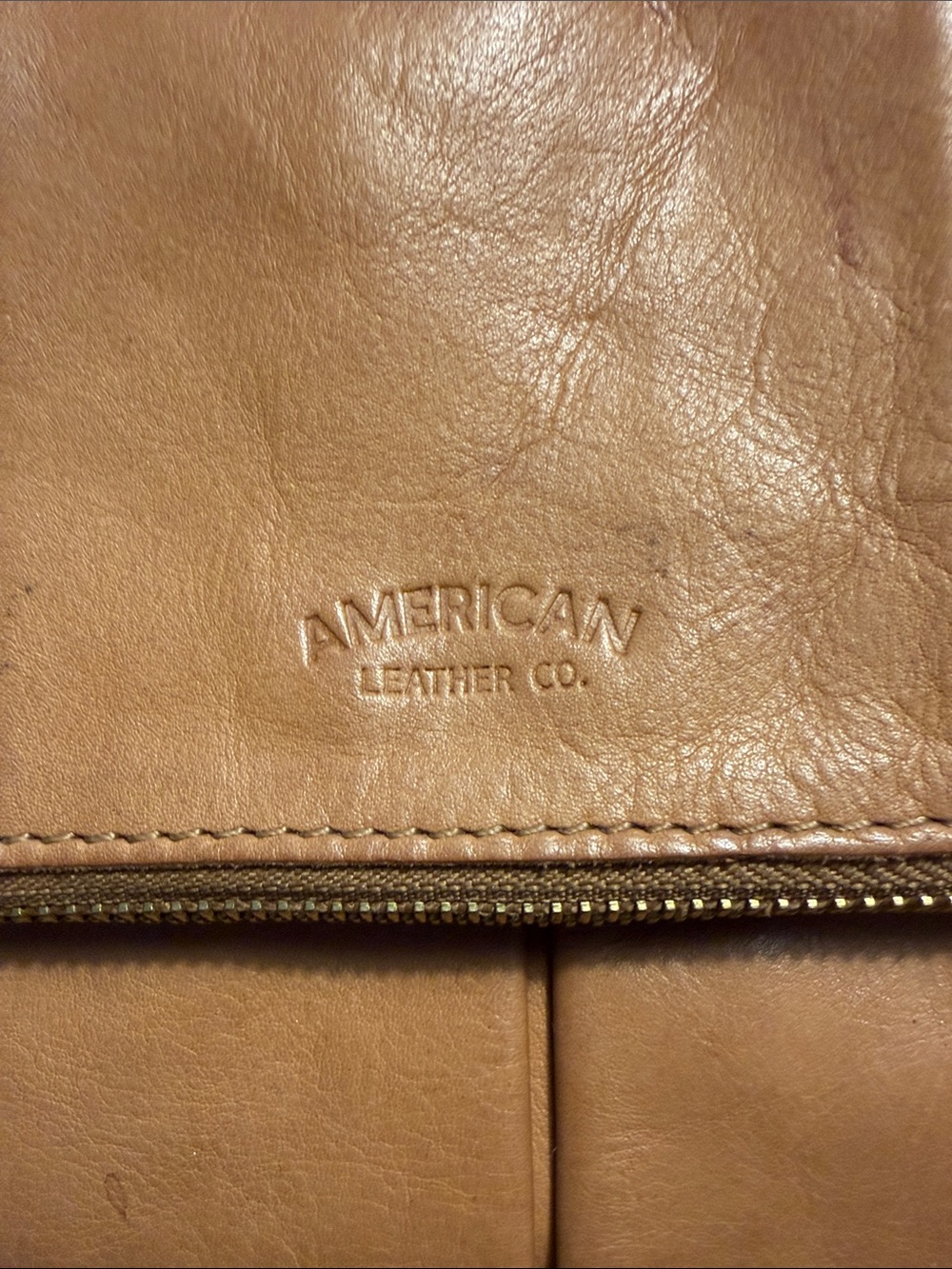 American Retro Cognac Leather Crossbody Bag with Front Zip - Picture 2 of 9